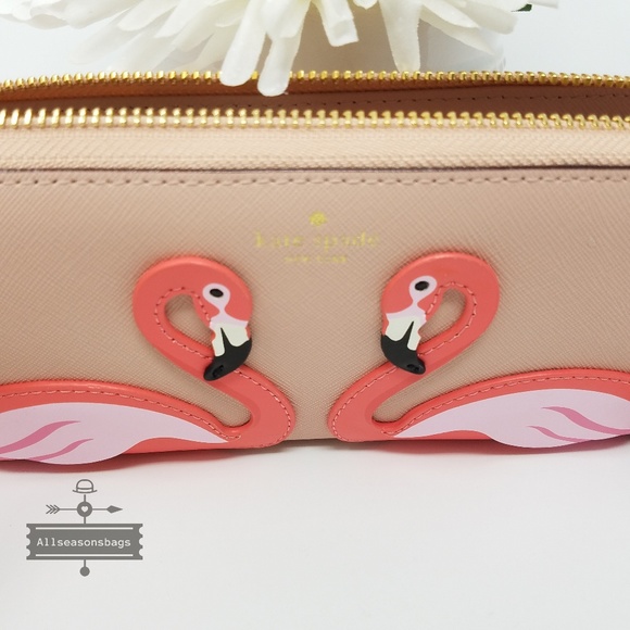 🔽 Kate spade flamingo by the pool wallet nwt - Picture 3 of 7